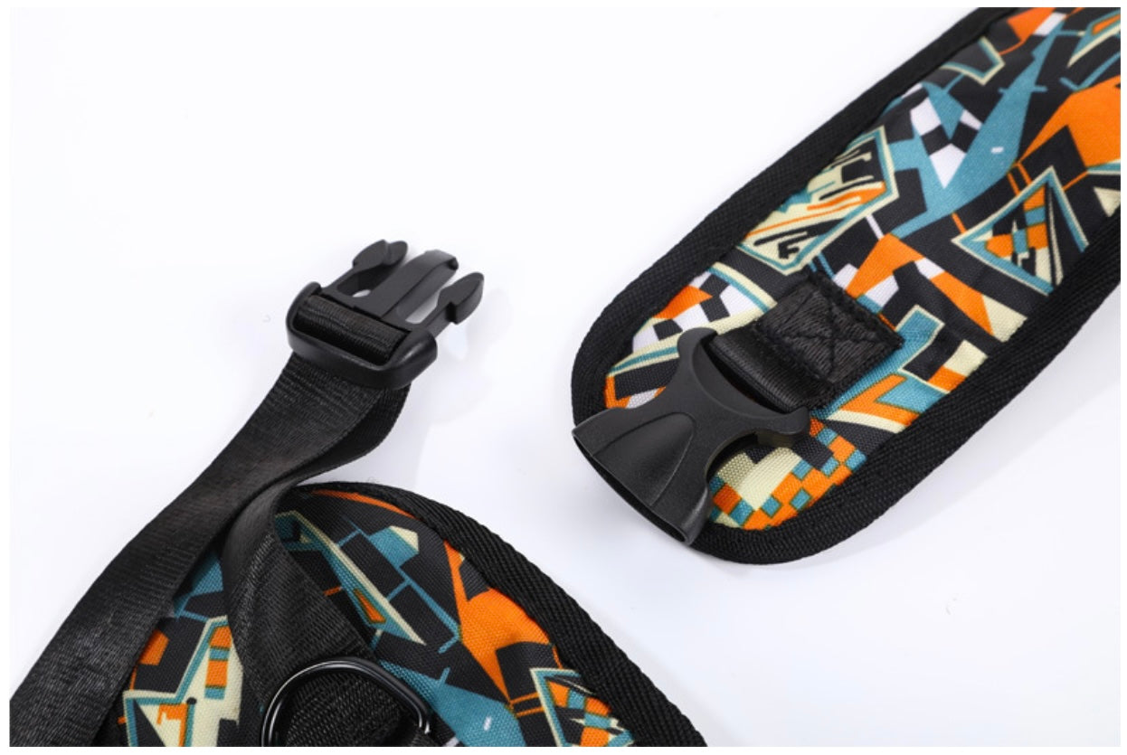 Stylish and Comfortable Portable Carrying Bag for Dogs and Cats - Perfect for Outdoor Adventures!