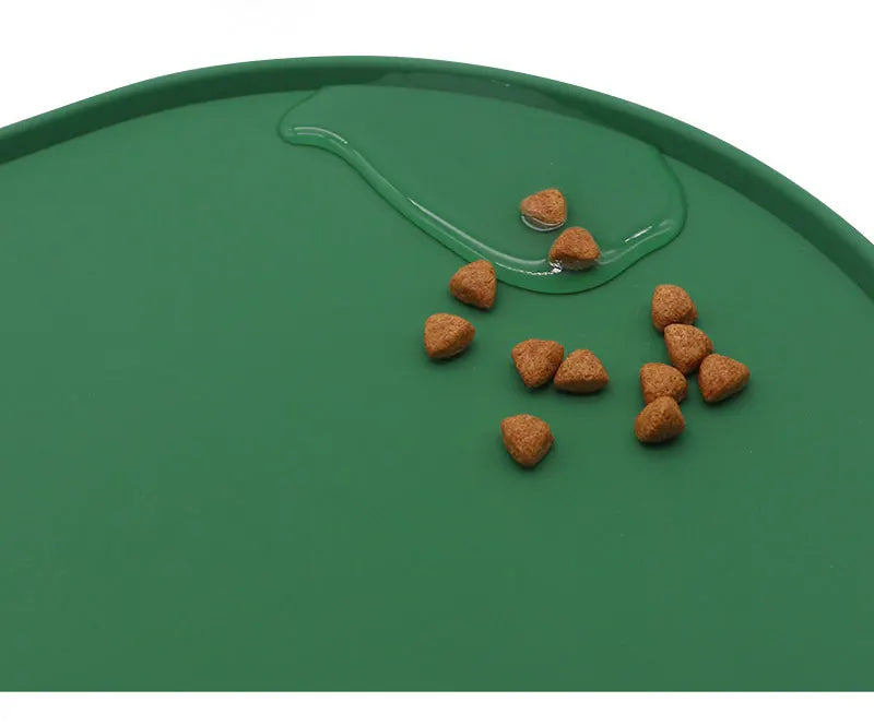 Say Goodbye to Messy Mealtimes with Our Non-Slip Silicone Bowl Mat for Pets!